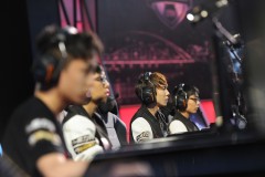 Uzi卡莎皮肤入驻LOL名人堂，制作人跨界客座教授助力游戏开发